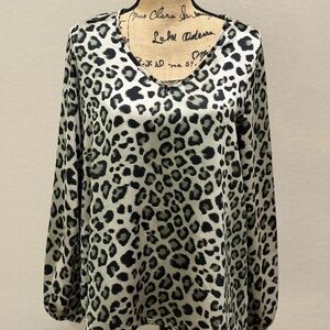 JODIFL Animal Print V-Neck Blouse